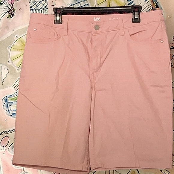 Riders by Lee light pink mid rise Bermuda shorts - Picture 2 of 10